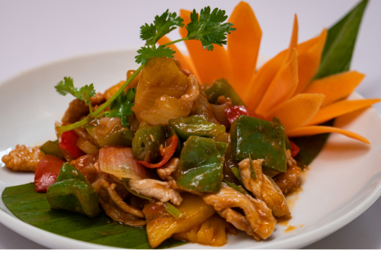 Char Moan Chu Am-Fried Chicken With Sweet Sour Sauce