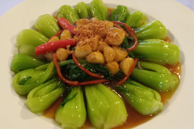 Char Spaiy Toeur-Fried Veg Pak Choy Oyster Sauce