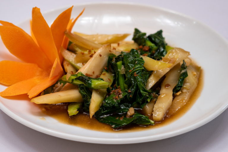 Duem Khat Na-Fried Kale Oyster Sauce
