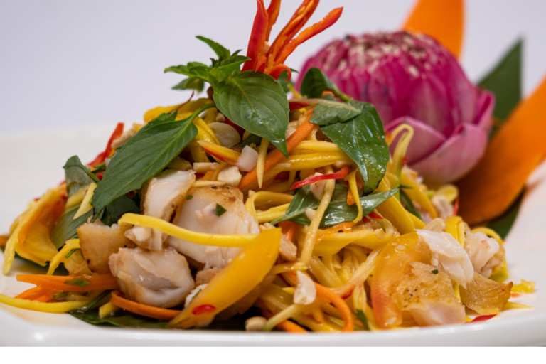 Nhoam Svay Khchey Sach Trei -Green Mango Salad with Fish