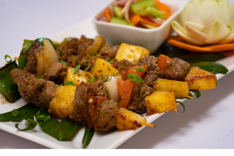 Sach Kor Chom Kak-Beef Satay with Pickle