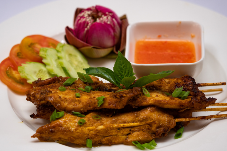 SachMon Chom Kak Chearn-Chicken Satay with Peanut Sauce