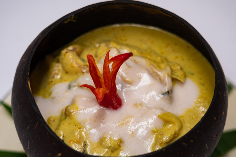 Som Lor Amok Sach Trey-Khmer Amok fish