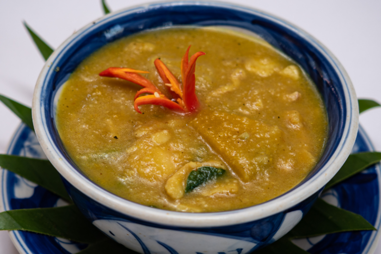 Som Lor Ko kor Sach Trey-Khmer Kor Ko with Fish