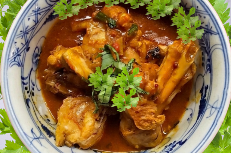 Indian​​ Food – Chicken Curry with Bone